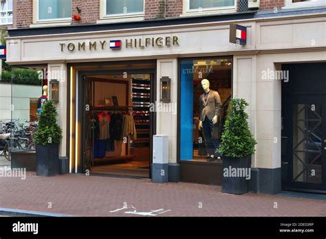 tommy hilfiger pc hooftstraat openingstijden